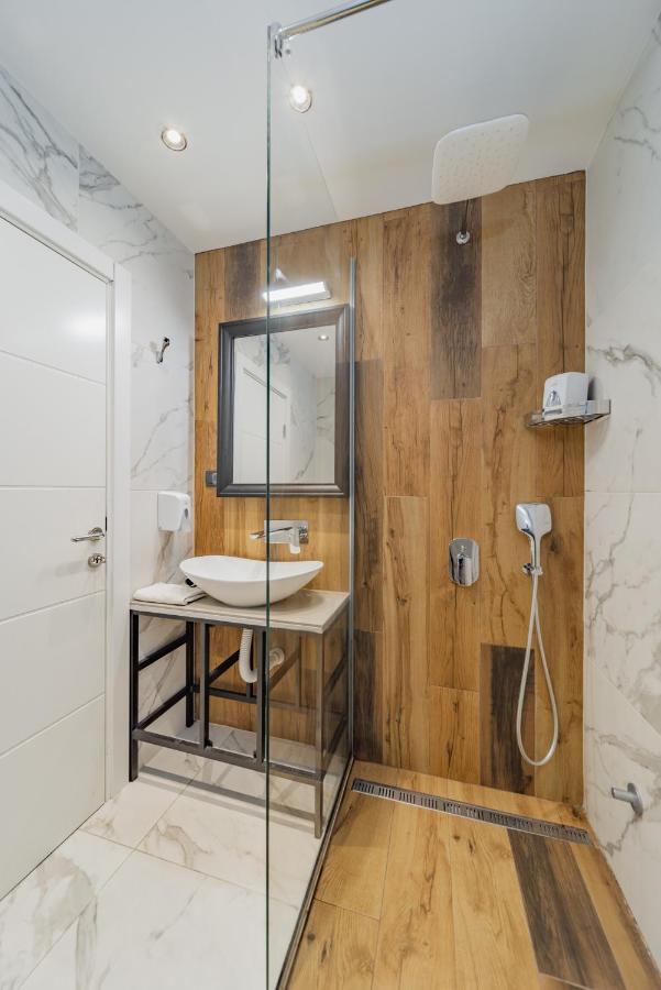 Hotel City Code Vizura Garni Renew Beograd Bagian luar foto