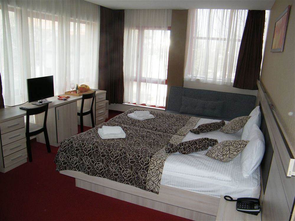 Hotel City Code Vizura Garni Renew Beograd Bagian luar foto